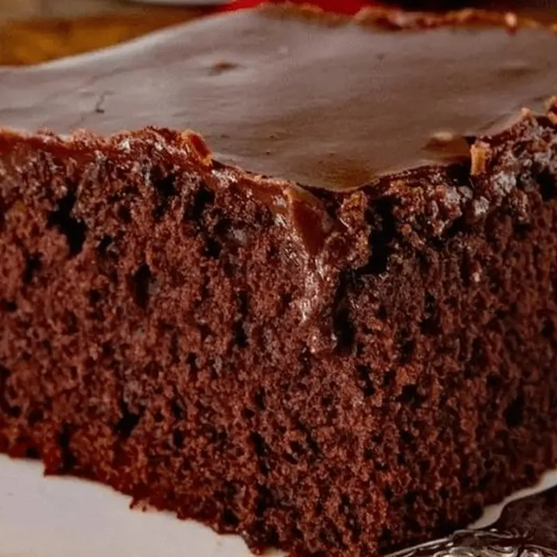 Bolo de chocolate Pedaço